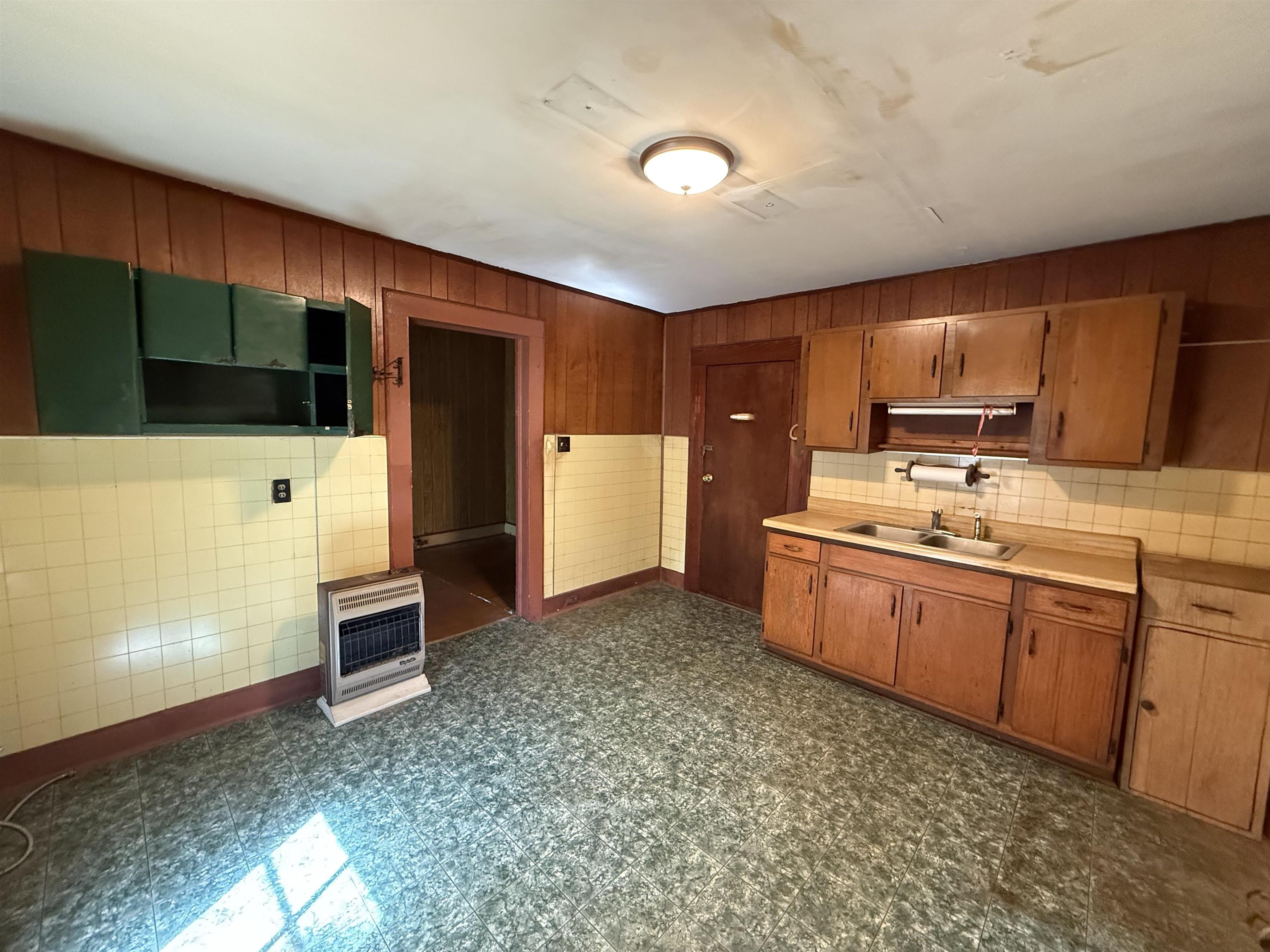 30 Elliott Street Chester, SC 29706 - Photo 13 of 25 Kitchen