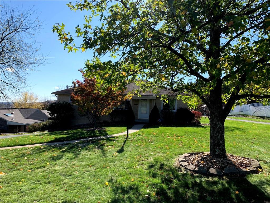 5243 West Windhaven Road Pittsburgh, PA 15205 - Photo 4 of 20 Look at this adorable curb appeal!