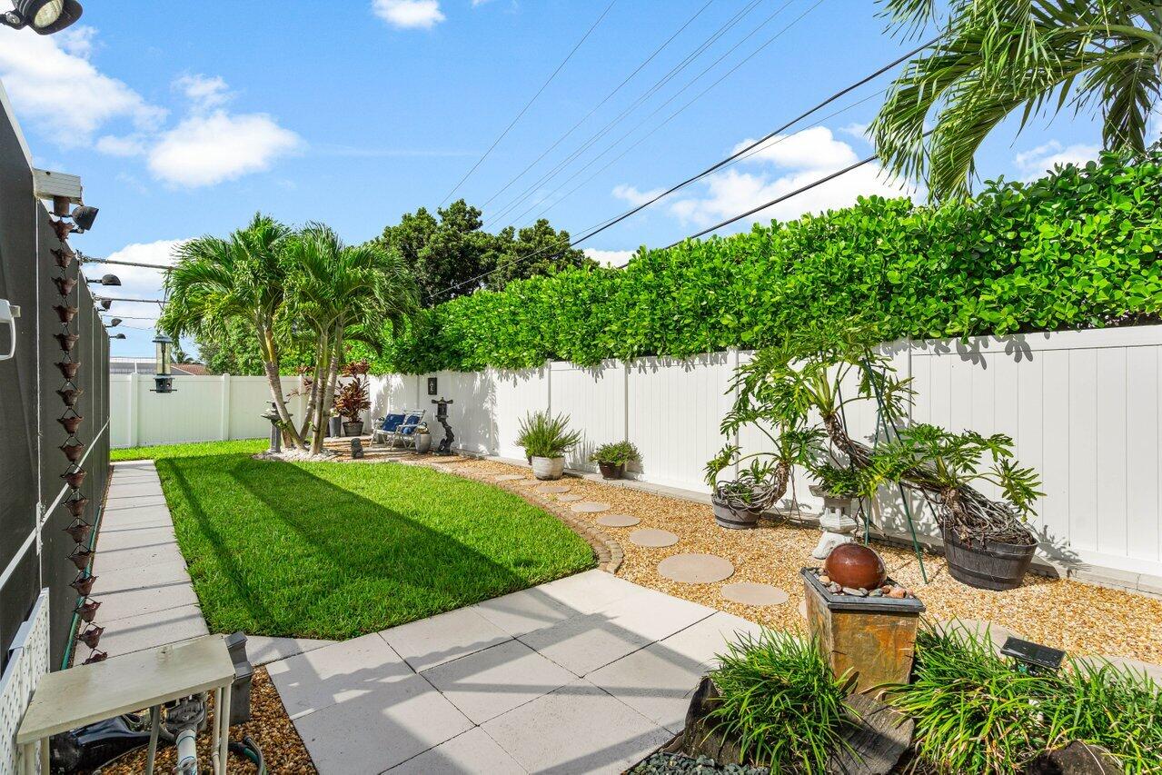 643 Northwest 11th Avenue Boca Raton, FL 33486 - Photo 34 of 37 Totally private backyard