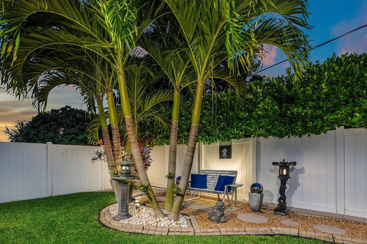 643 Northwest 11th Avenue Boca Raton, FL 33486 - Photo 6 of 37 Serenity corner