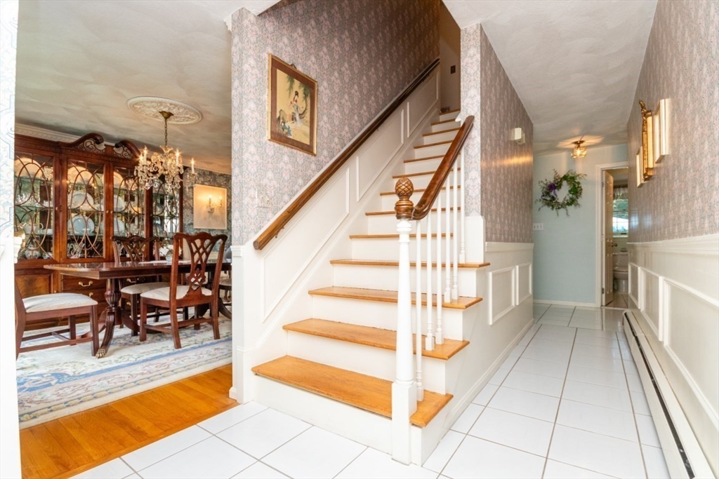 33 Berkeley Road North Andover, MA 01845 - Photo 12 of 42