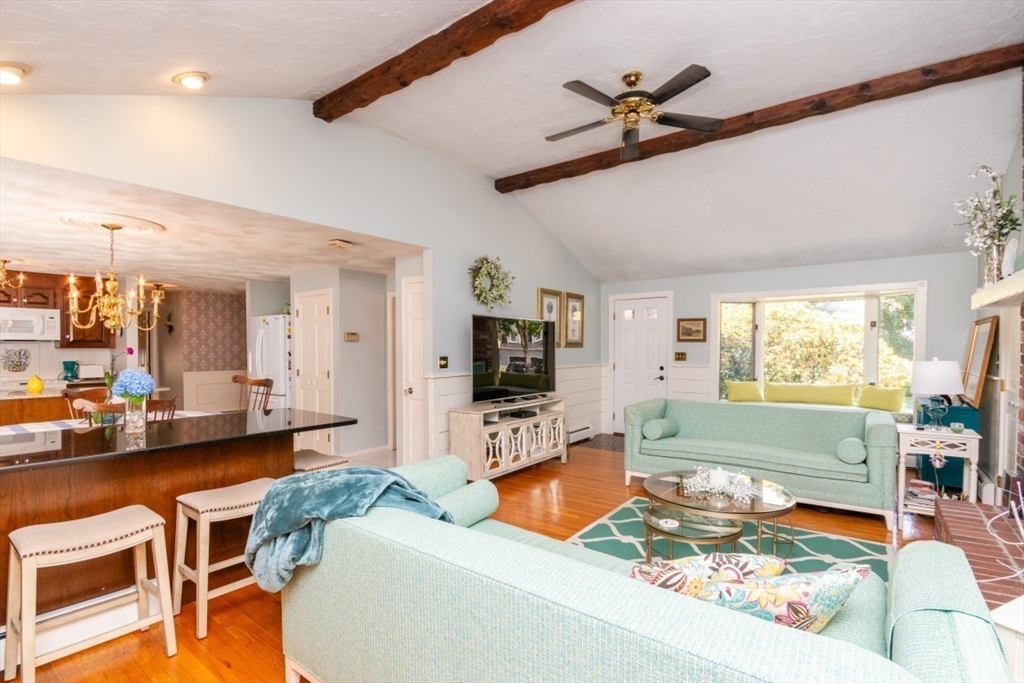 33 Berkeley Road North Andover, MA 01845 - Photo 23 of 42