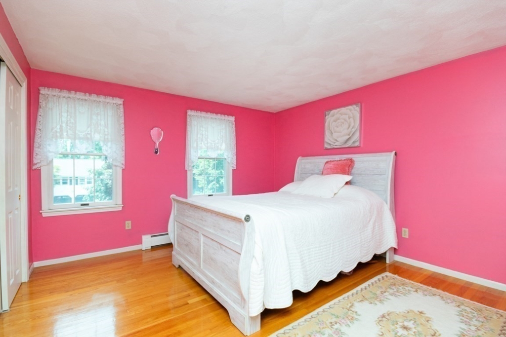 33 Berkeley Road North Andover, MA 01845 - Photo 36 of 42