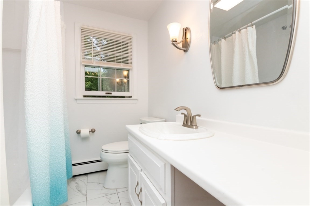 33 Berkeley Road North Andover, MA 01845 - Photo 40 of 42