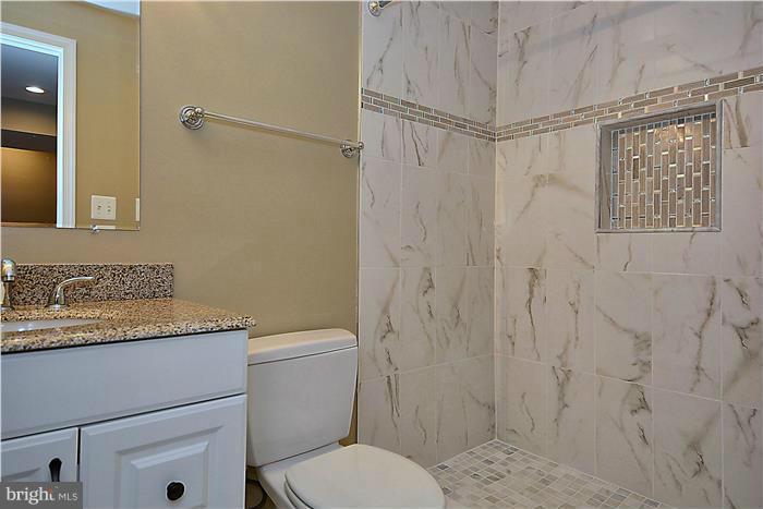 911 Riva Ridge Drive Great Falls, VA 22066 - Photo 20 of 30 Lower Level Bath