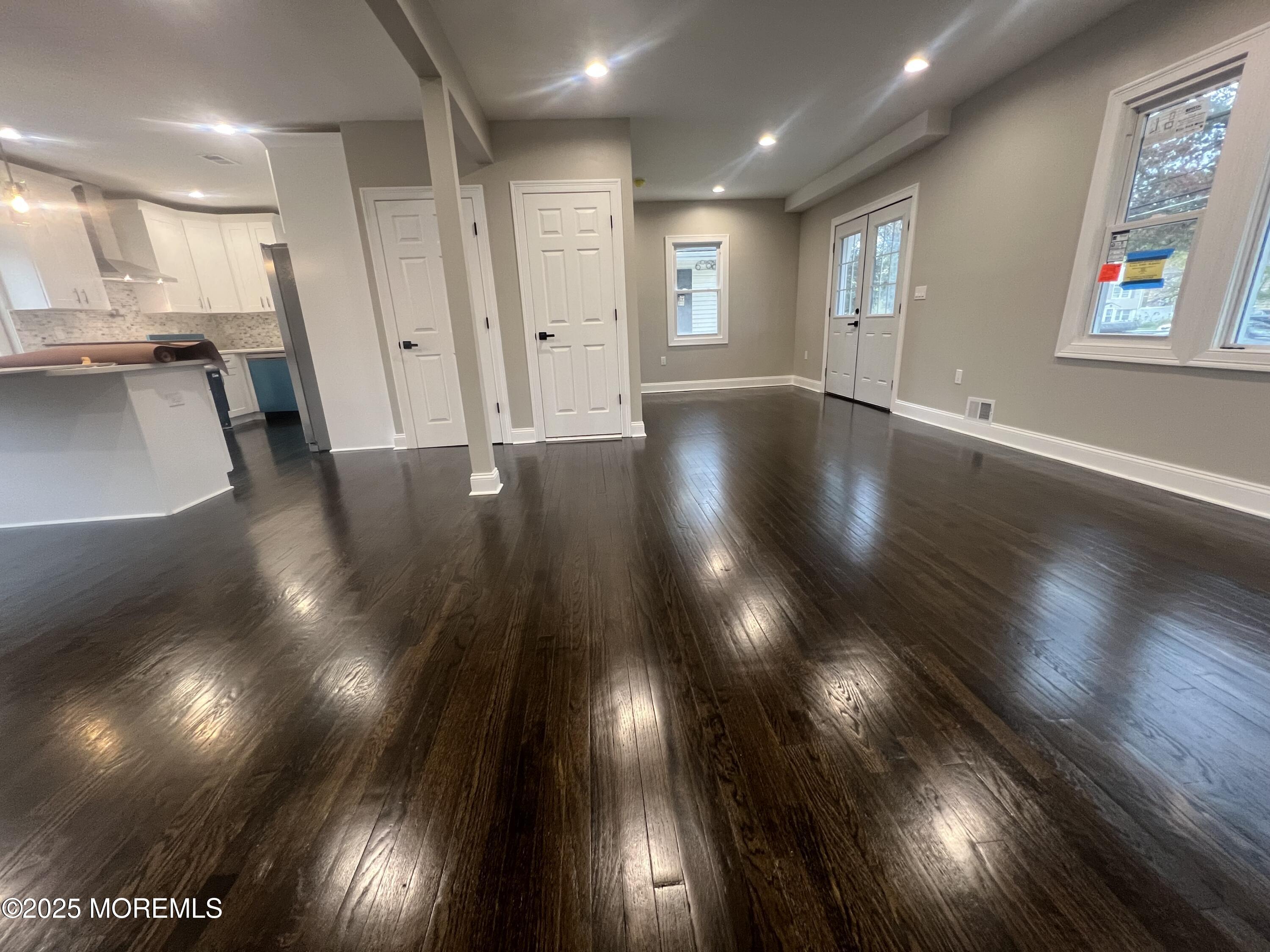 154 Atlantic Avenue Long Branch, NJ 07740 - Photo 14 of 23 Open Livingroom