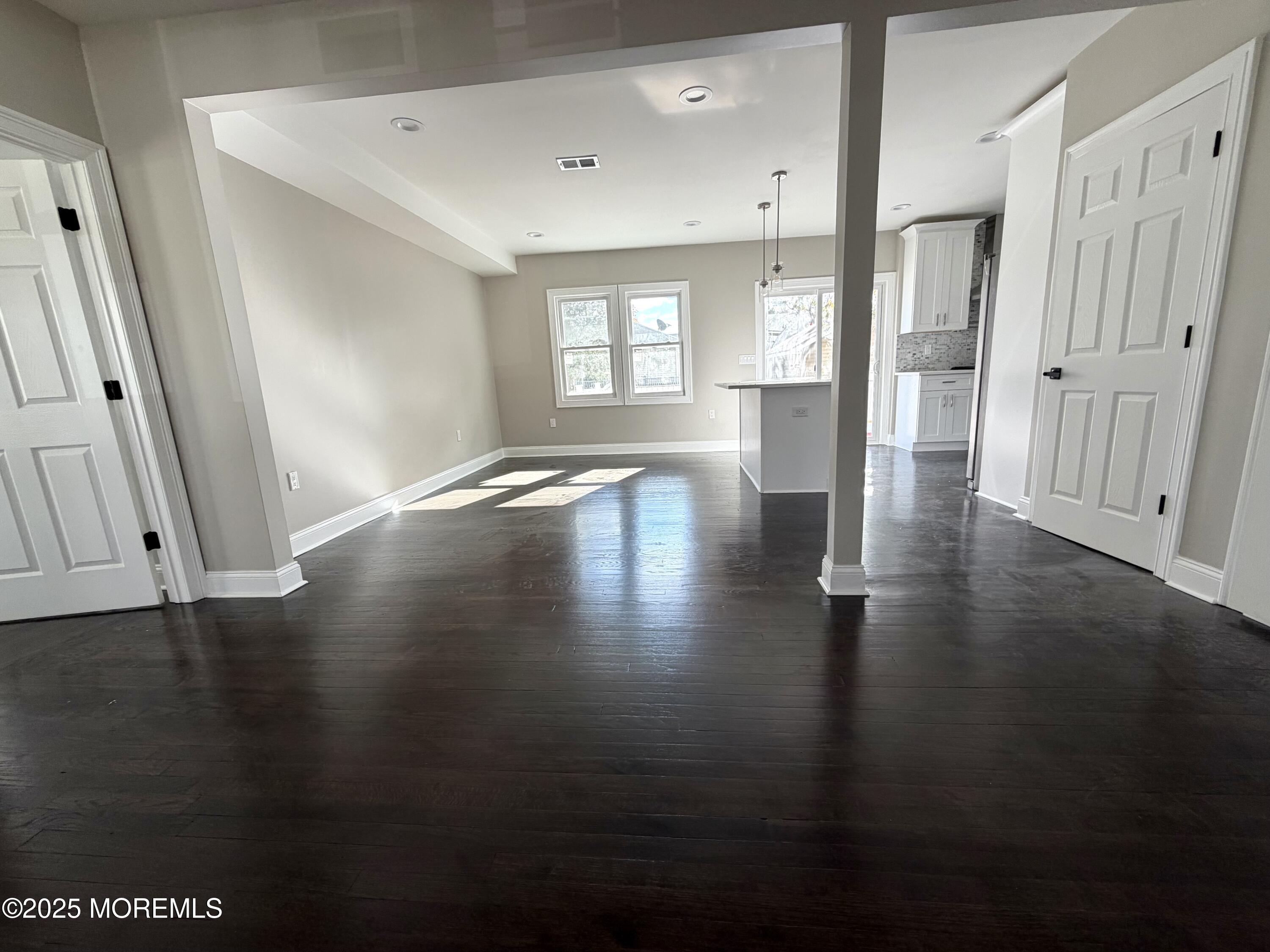 154 Atlantic Avenue Long Branch, NJ 07740 - Photo 4 of 23 IMG_9169