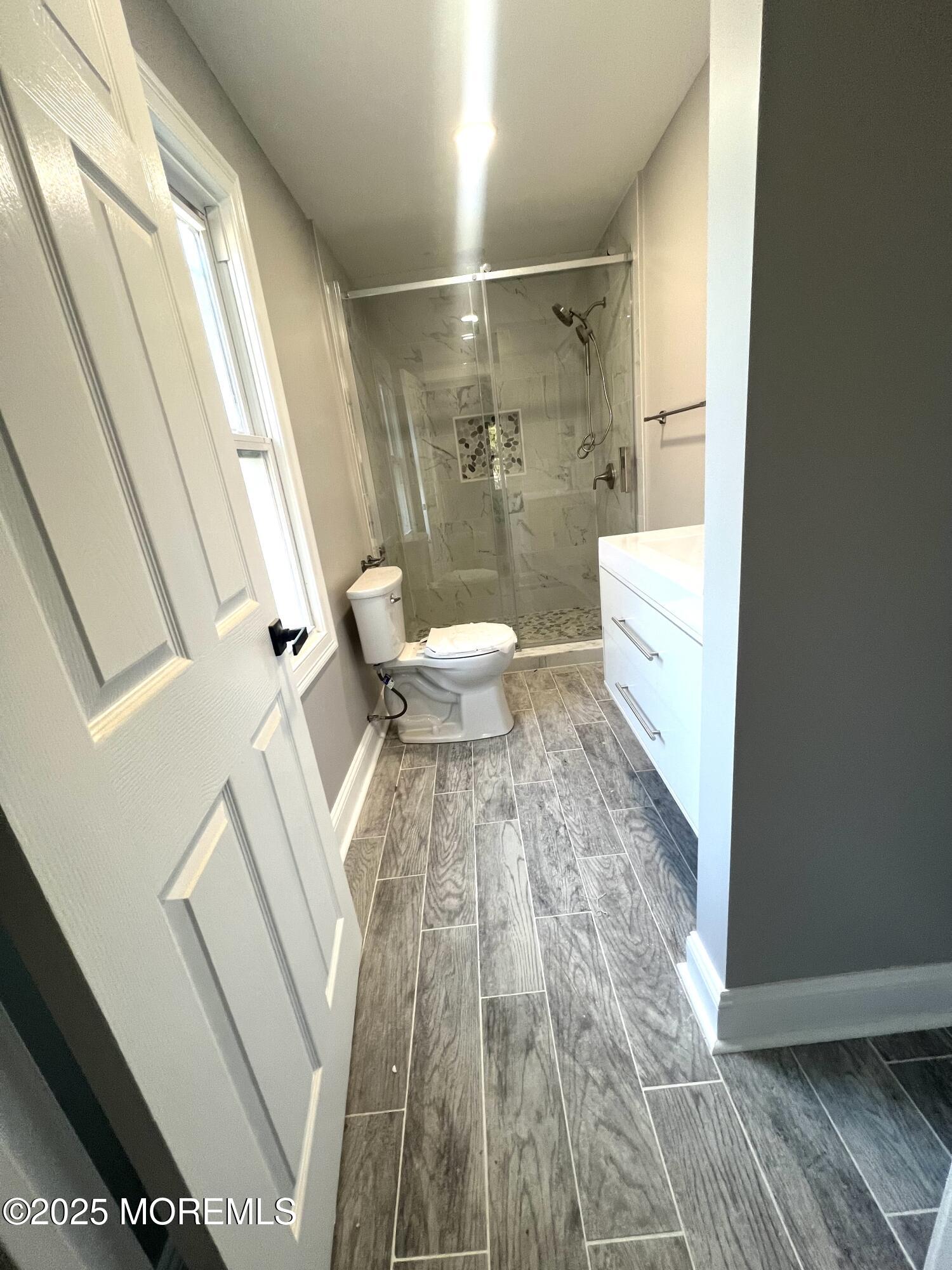 154 Atlantic Avenue Long Branch, NJ 07740 - Photo 7 of 23 Main Bathroom