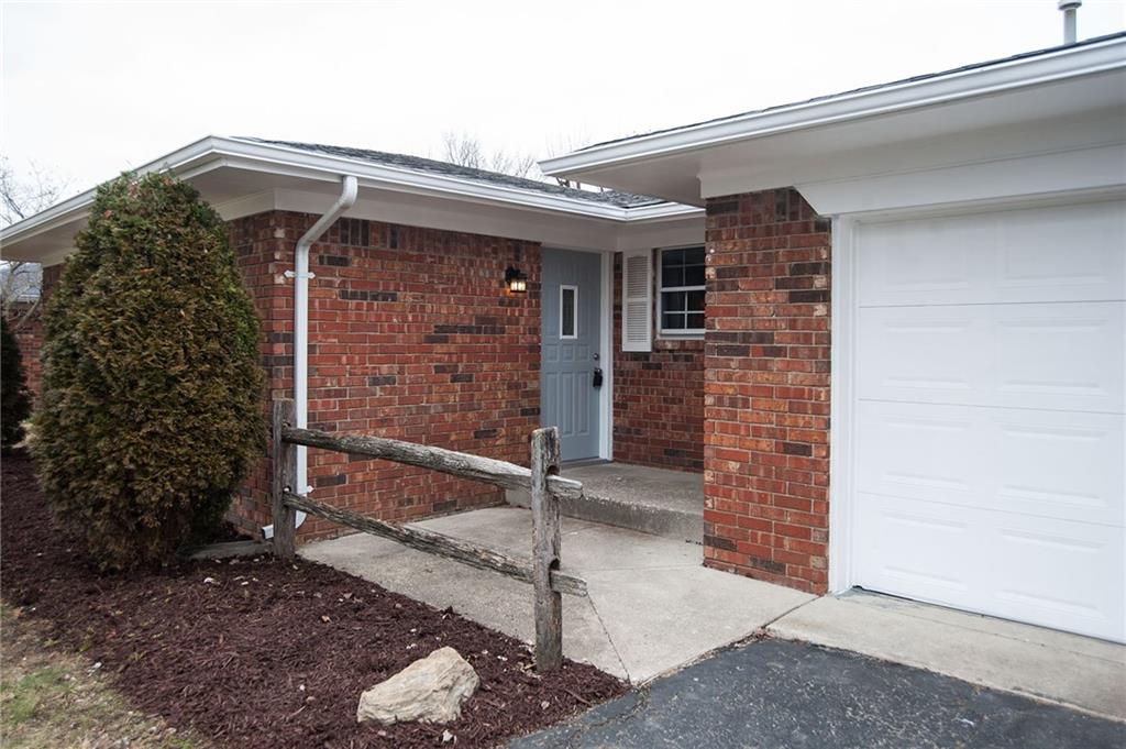 601 Hopkins Road Indianapolis, IN 46229 - Photo 3 of 26