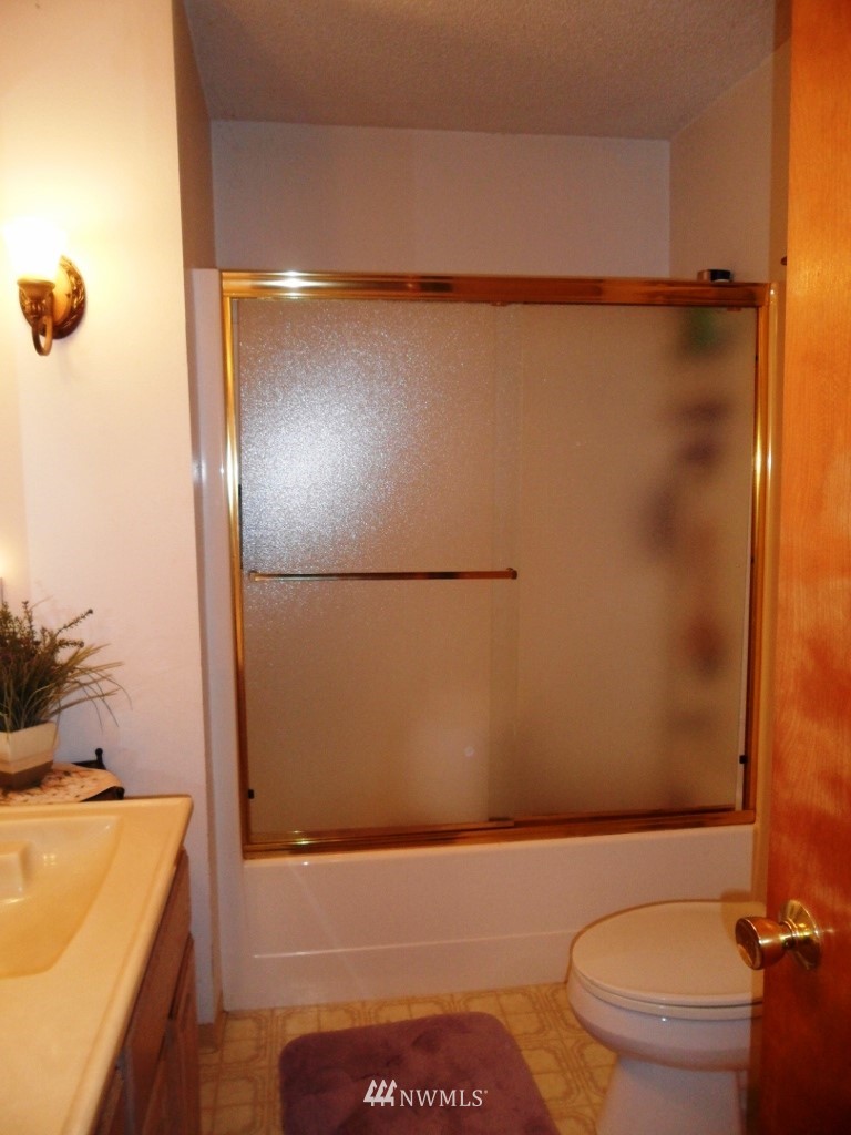 3815 Wishkah Road Aberdeen, WA 98520 - Photo 9 of 24 Gallery Image 9