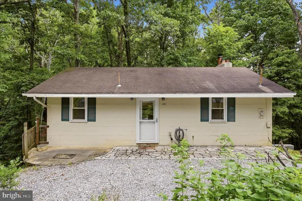 $339,000 | 692 Laurel Lane, Bluemont, VA 20135