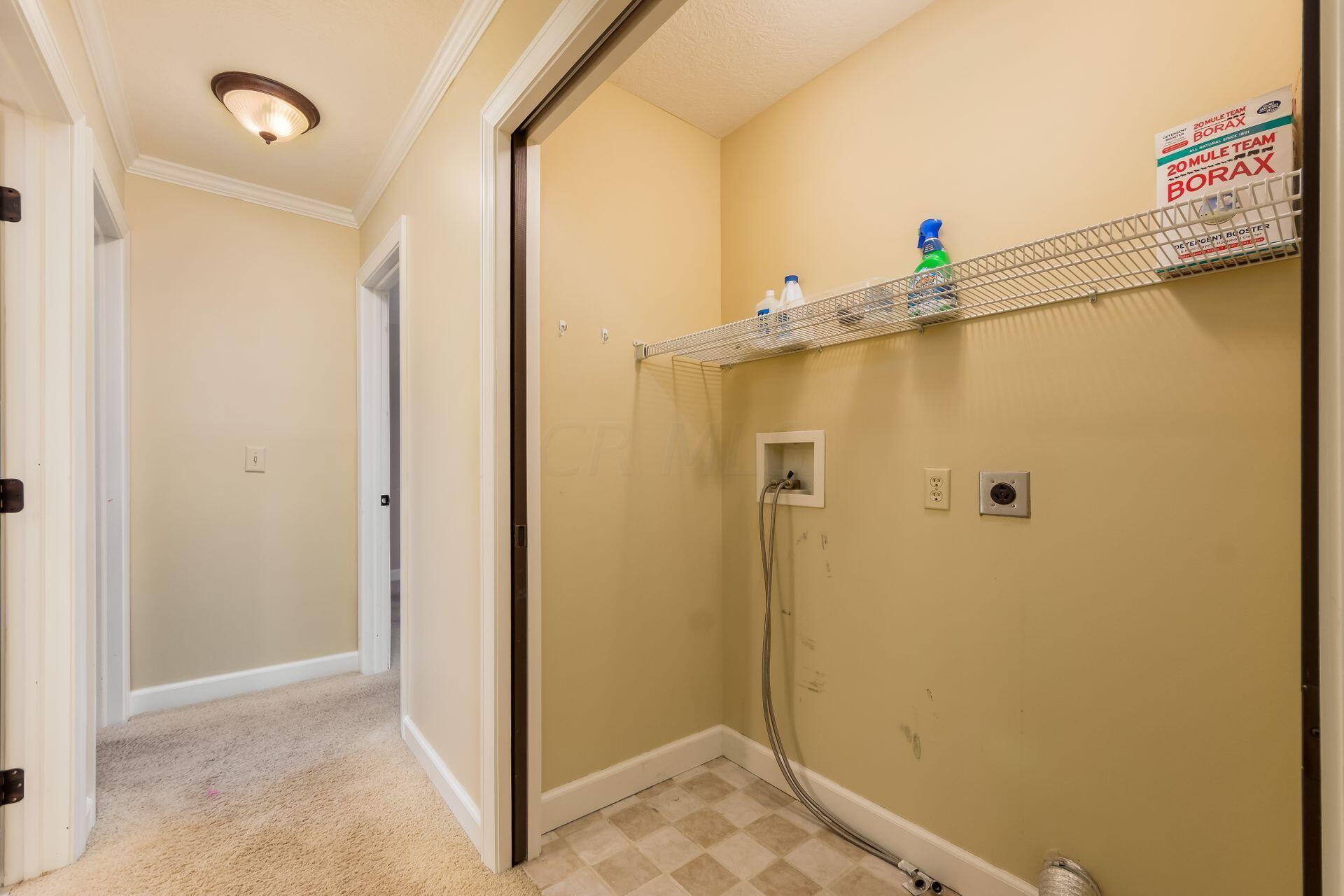 5345 Roscommon Road Dublin, OH 43017 - Photo 35 of 47 2nd Floor Laundry