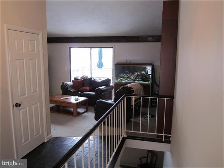 121 Tall Pines Road Newark, DE 19713 - Photo 4 of 25 Foyer