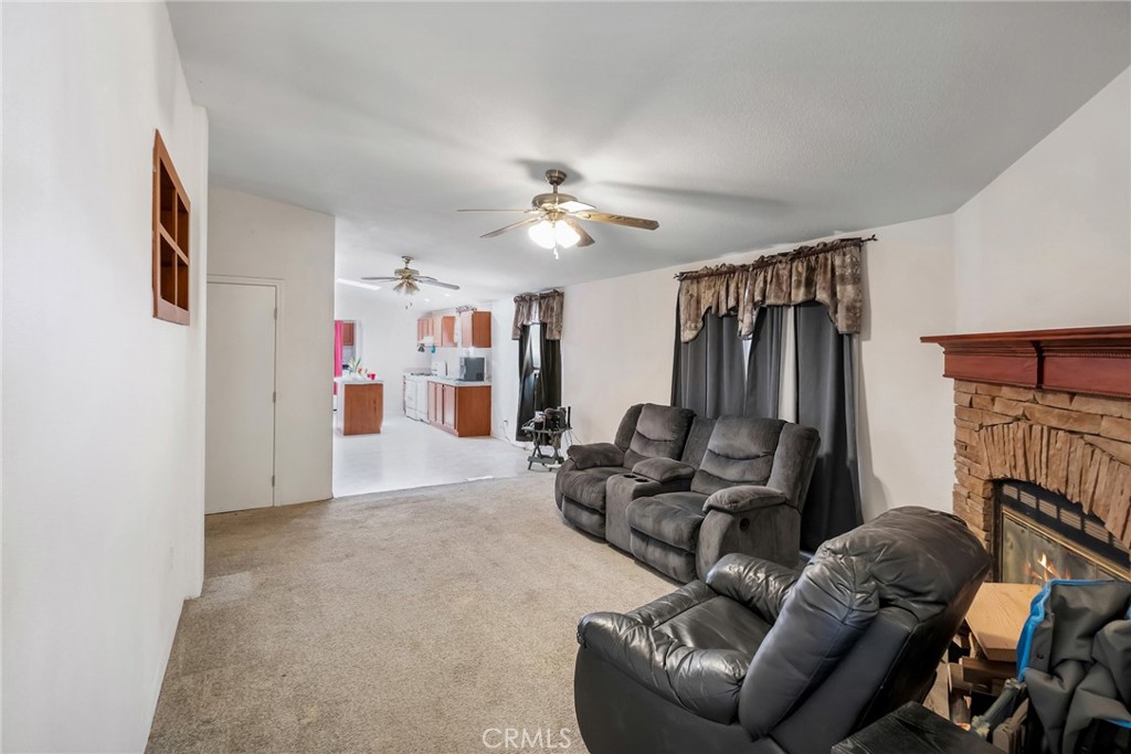 7625 Saratoga Road Phelan, CA 92371 - Photo 9 of 30
