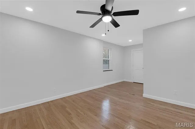 $274,900 | 4600 Nelson Drive, Northwoods, MO 63121