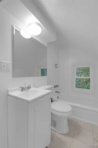 $274,900 | 4600 Nelson Drive, Northwoods, MO 63121