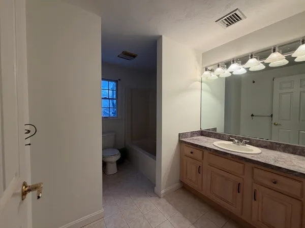 $4,600 | 25 Wren Terrace, Quincy, MA 02169