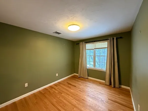 $4,600 | 25 Wren Terrace, Quincy, MA 02169