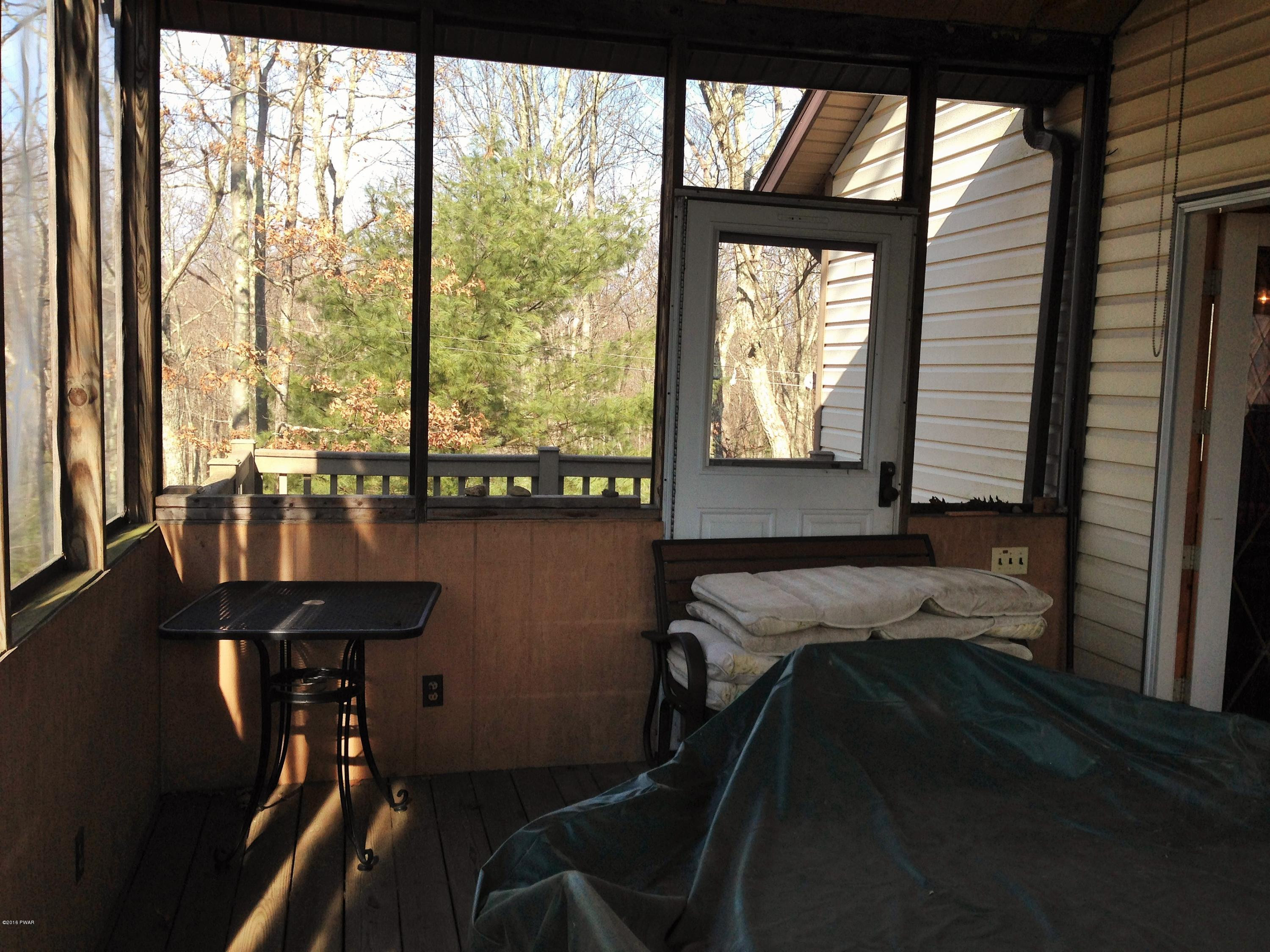 241 Fox Road Dingmans Ferry, PA 18328 - Photo 18 of 47