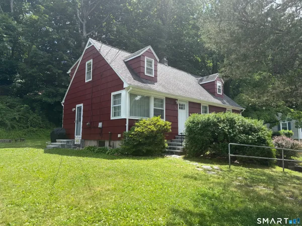 $450,000 | 110 Green Hill Lane, Cheshire, CT 06410