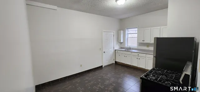 $1,795 | 24 Meadow Street, Unit 1, Wallingford, CT 06492