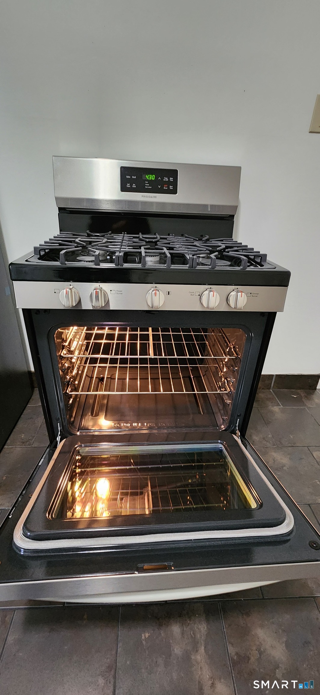 24 Meadow Street, Unit 1 Wallingford, CT 06492 - Photo 4 of 17