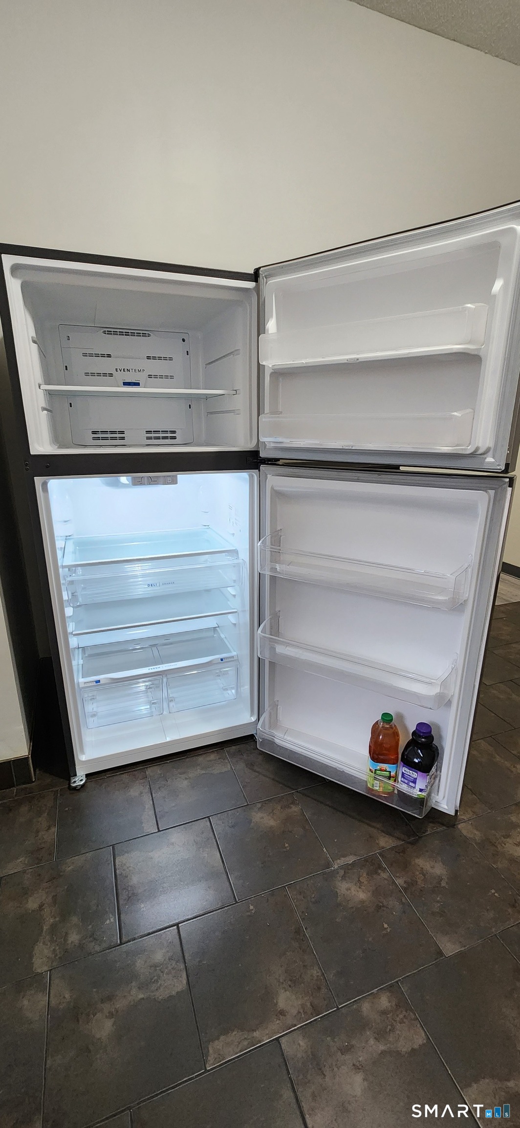 24 Meadow Street, Unit 1 Wallingford, CT 06492 - Photo 5 of 17