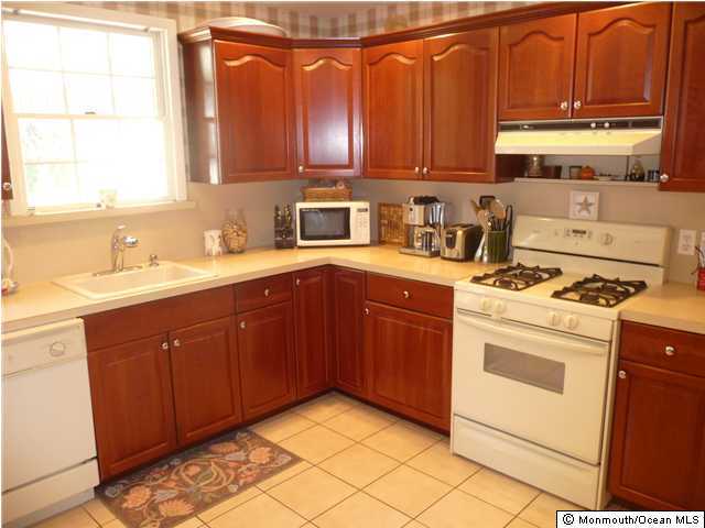 23 Lippincott Road Little Silver, NJ 07739 - Photo 2 of 3 Additional Photo