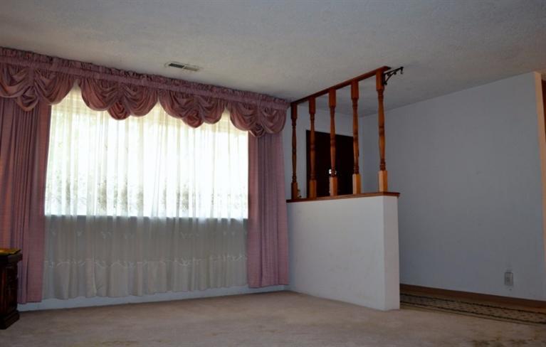 1851 Roberts Road Medford, OR 97504 - Photo 4 of 20 Additional Photo