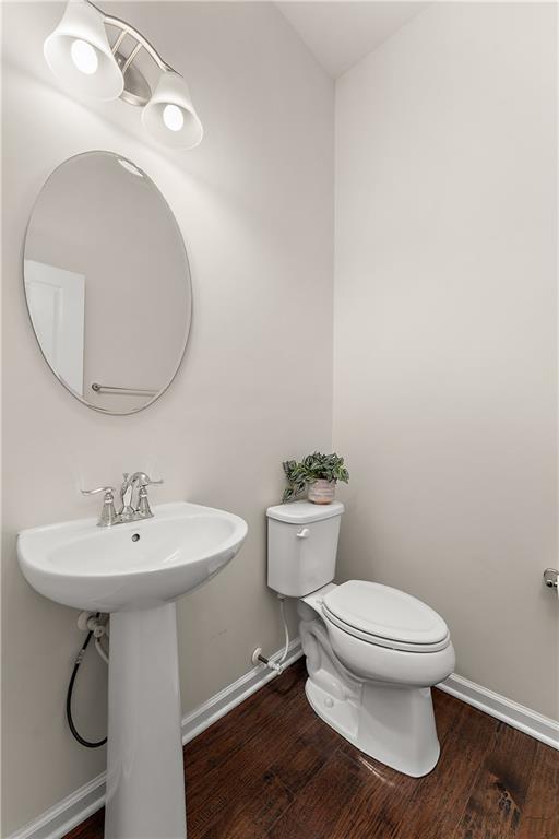 817 Oneida Circle Mars, PA 16046 - Photo 13 of 50 a bathroom with a sink toilet and a mirror