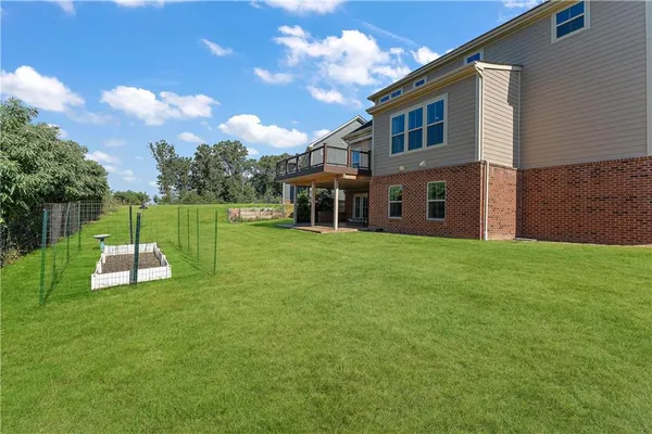 $950,000 | 817 Oneida Circle, Mars, PA 16046