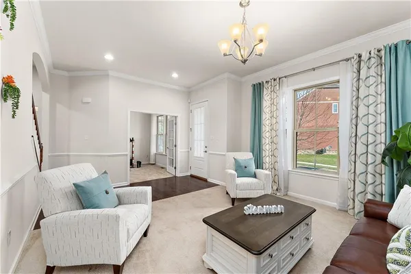 $950,000 | 817 Oneida Circle, Mars, PA 16046