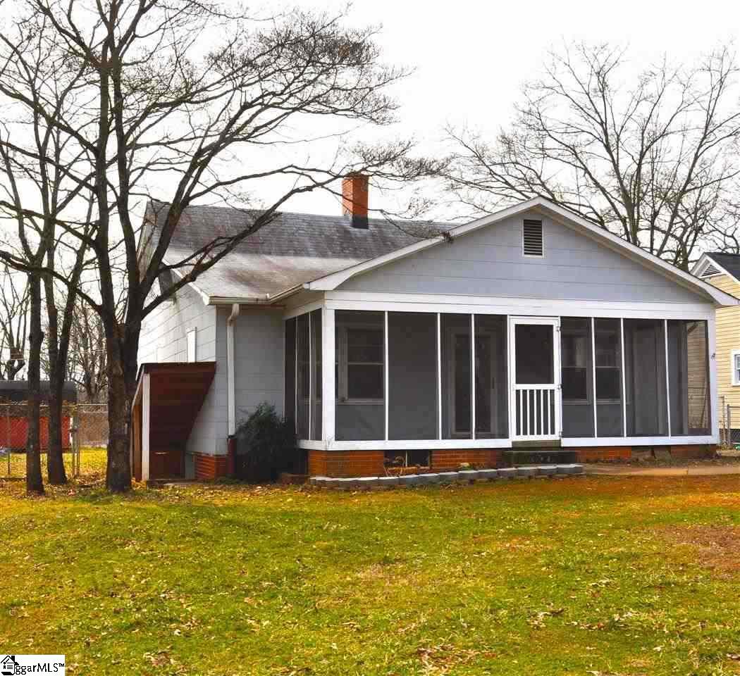 2471 Racing Road Greer, SC 29651 - Photo 1 of 4 Gallery Image 1