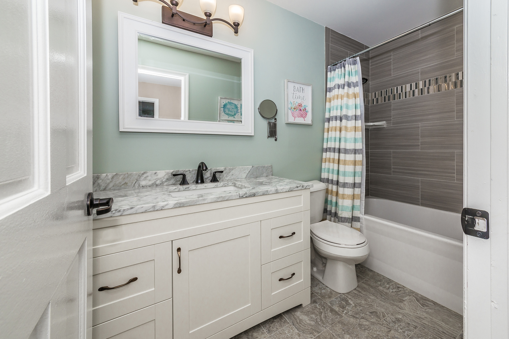4703 Middle Road Gurnee, IL 60031 - Photo 27 of 37
