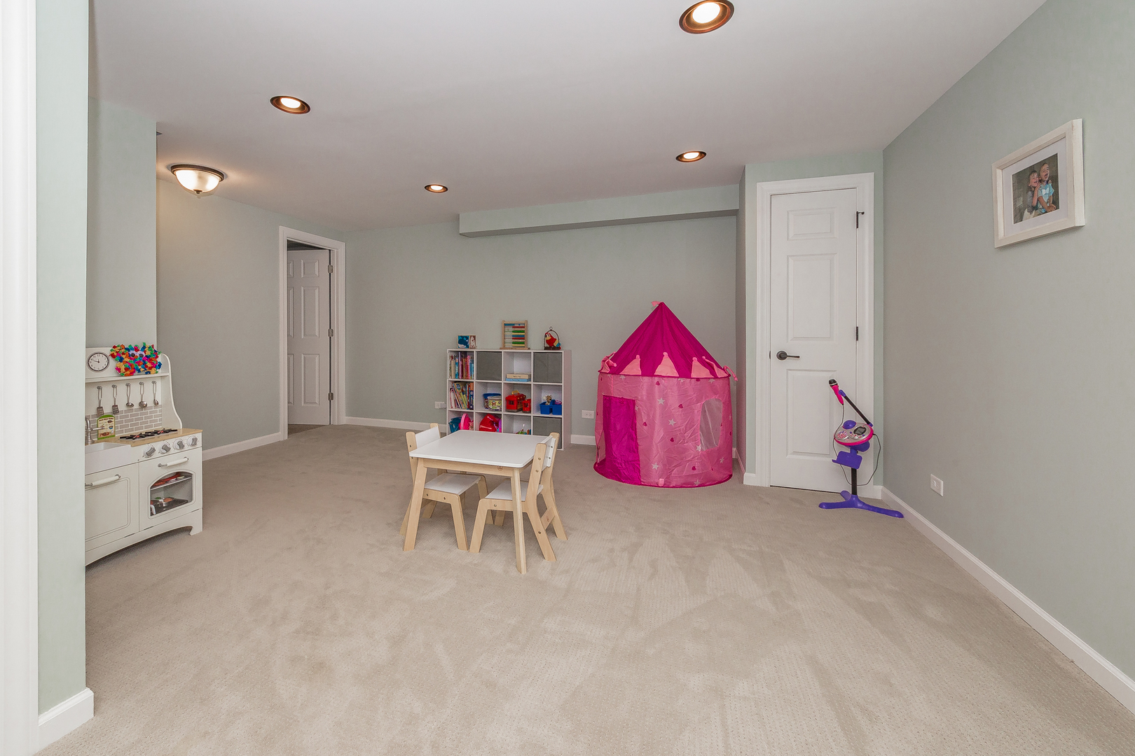 4703 Middle Road Gurnee, IL 60031 - Photo 29 of 37