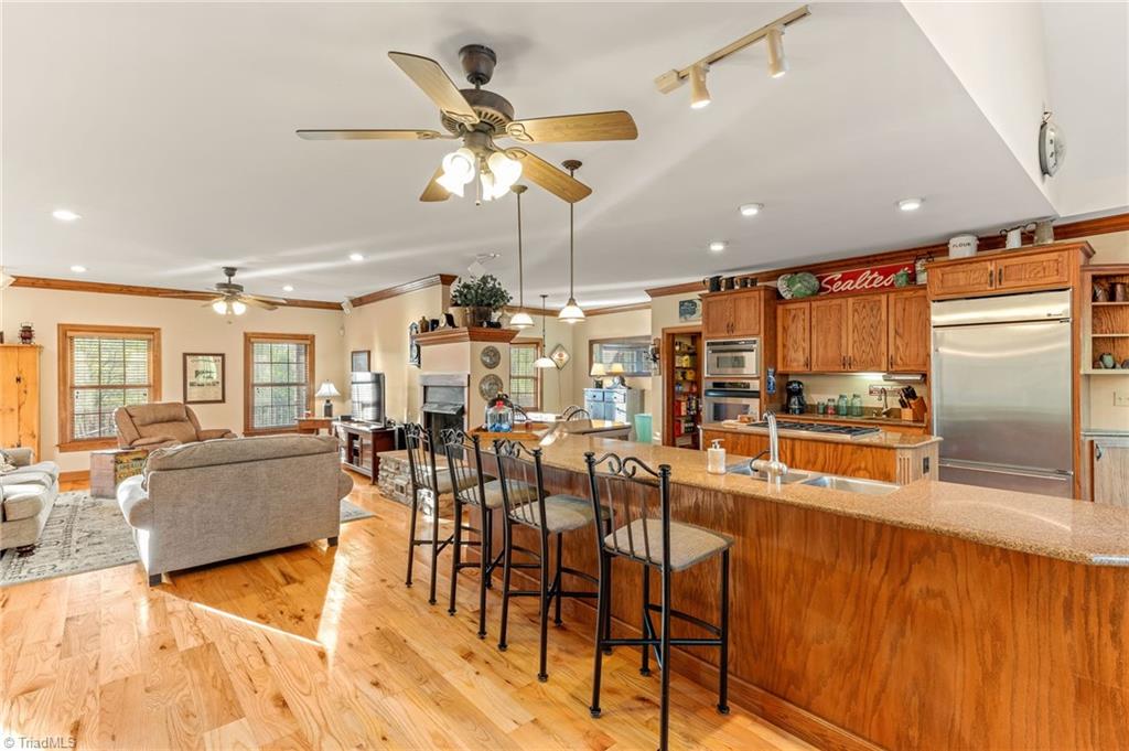 990 Warren Farm Road Walnut Cove, NC 27052 - Photo 12 of 50 Gallery Image 12