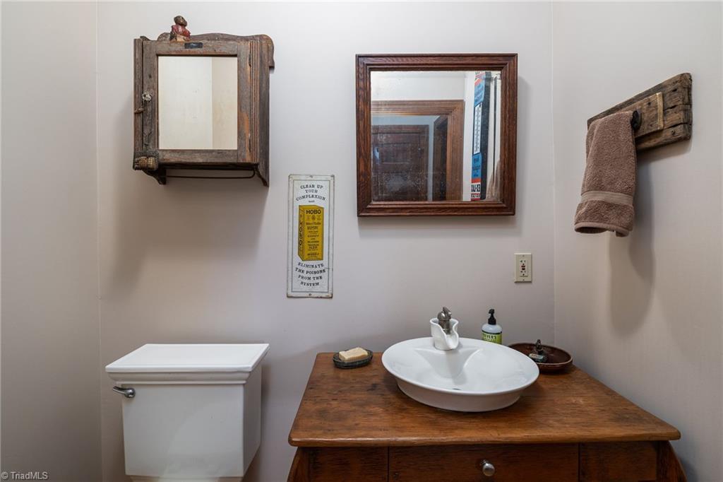 990 Warren Farm Road Walnut Cove, NC 27052 - Photo 16 of 50 Gallery Image 16