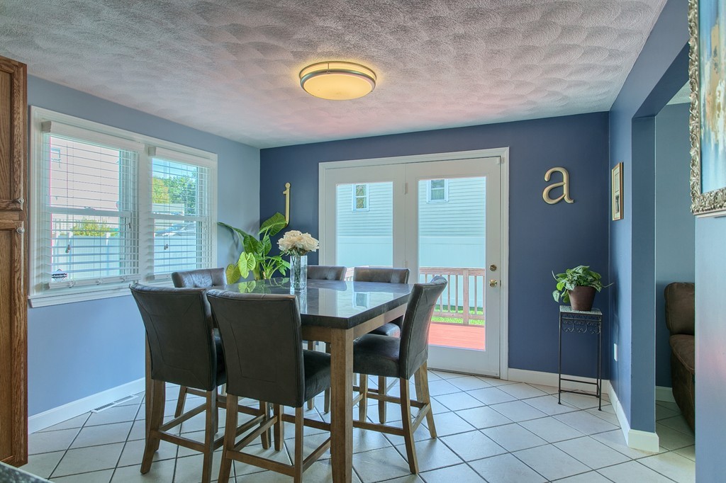 9 Briarwood Road Lowell, MA 01852 - Photo 8 of 30 Gallery Image 8
