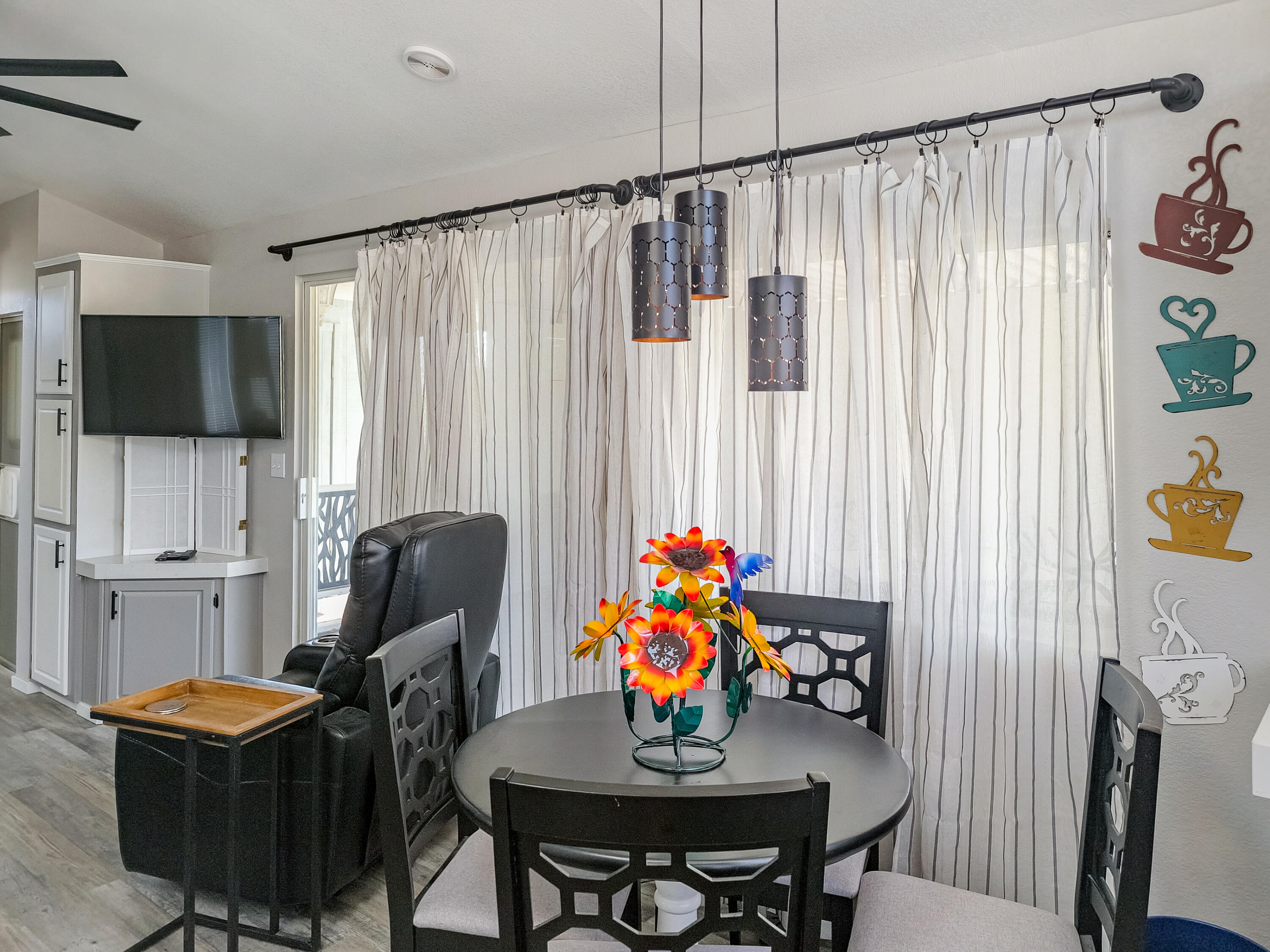70200 Dillon Road, Unit 574 Desert Hot Springs, CA 92241 - Photo 6 of 21 1 (5 of 26)