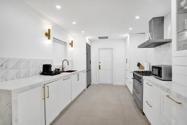 $1,795,000 | 247 Southeast 3rd Avenue, Delray Beach, FL 33483