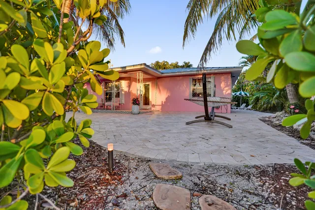 $1,795,000 | 247 Southeast 3rd Avenue, Delray Beach, FL 33483