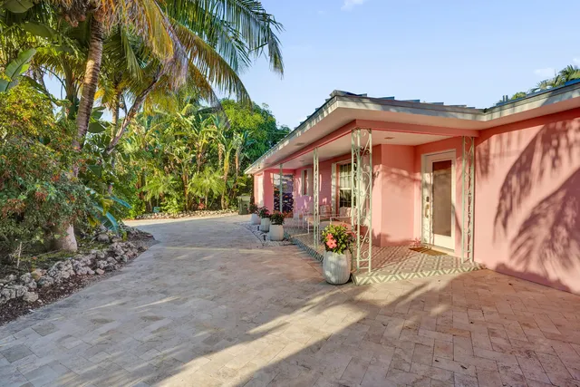 $1,795,000 | 247 Southeast 3rd Avenue, Delray Beach, FL 33483