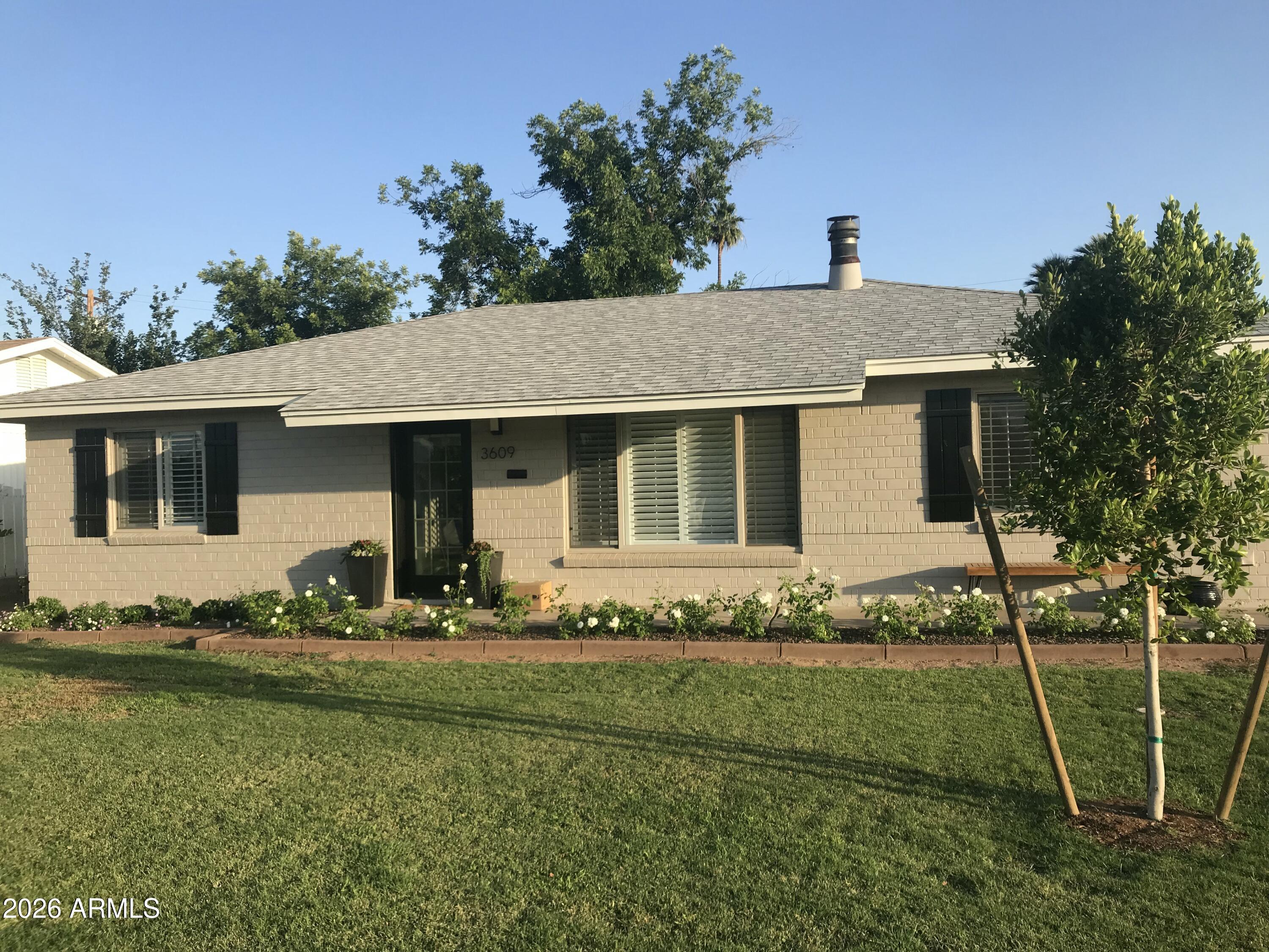 3609 East Piccadilly Road Phoenix, AZ 85018 - Photo 1 of 23 Front
