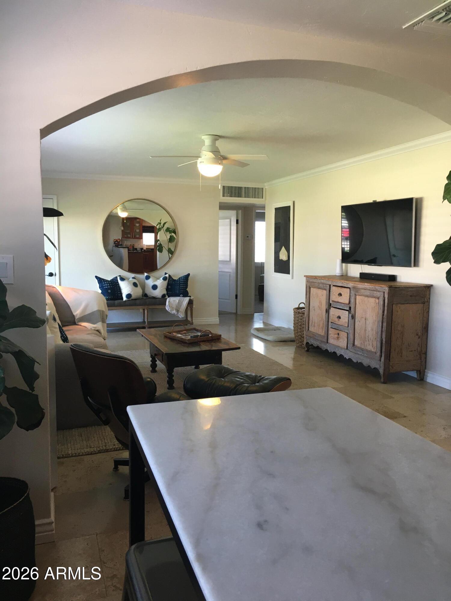 3609 East Piccadilly Road Phoenix, AZ 85018 - Photo 9 of 23 Livingroom