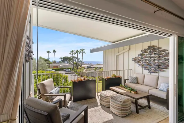 $1,699,000 | 620 West Solana Circle, Unit 3G, Solana Beach, CA 92075