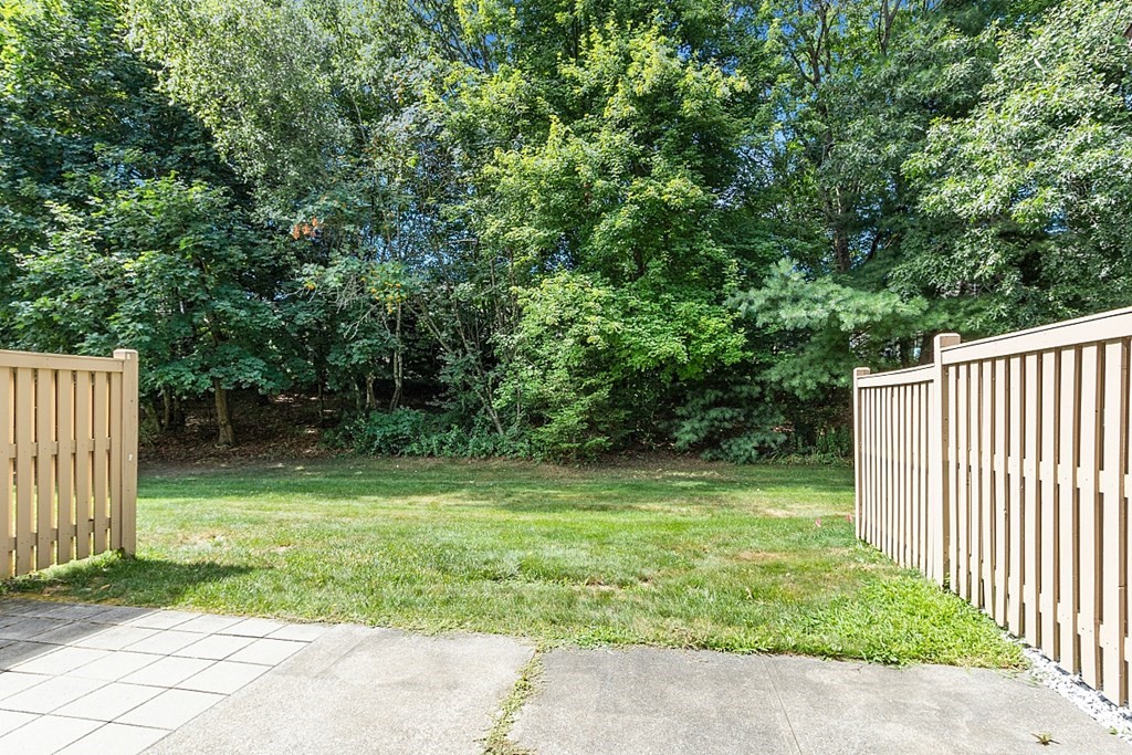 903 Ridgefield Circle, Unit C Clinton, MA 01510 - Photo 22 of 29 Gallery Image 22