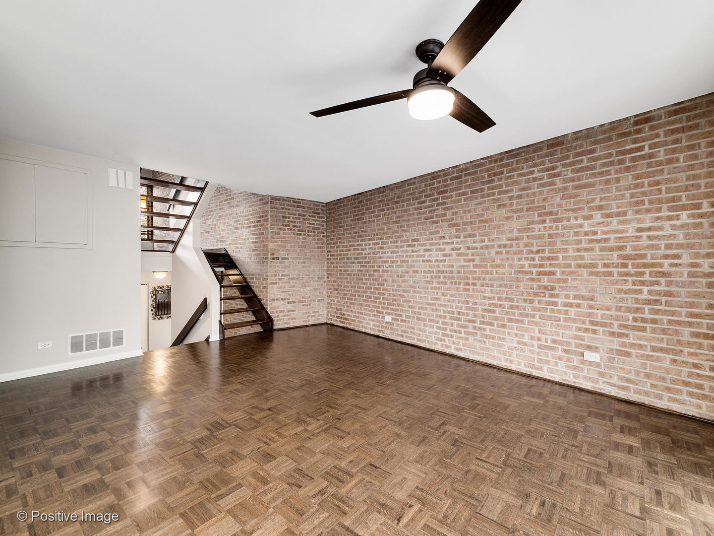 3719 Haas Avenue Riverside, IL 60546 - Photo 11 of 32