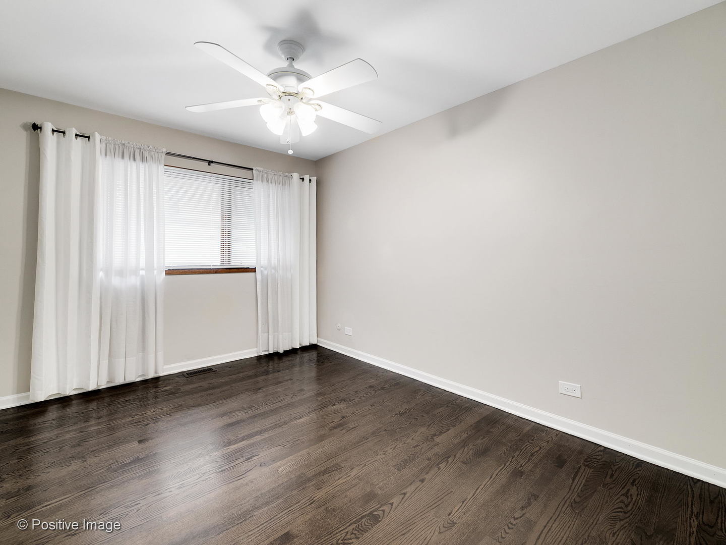 3719 Haas Avenue Riverside, IL 60546 - Photo 21 of 32