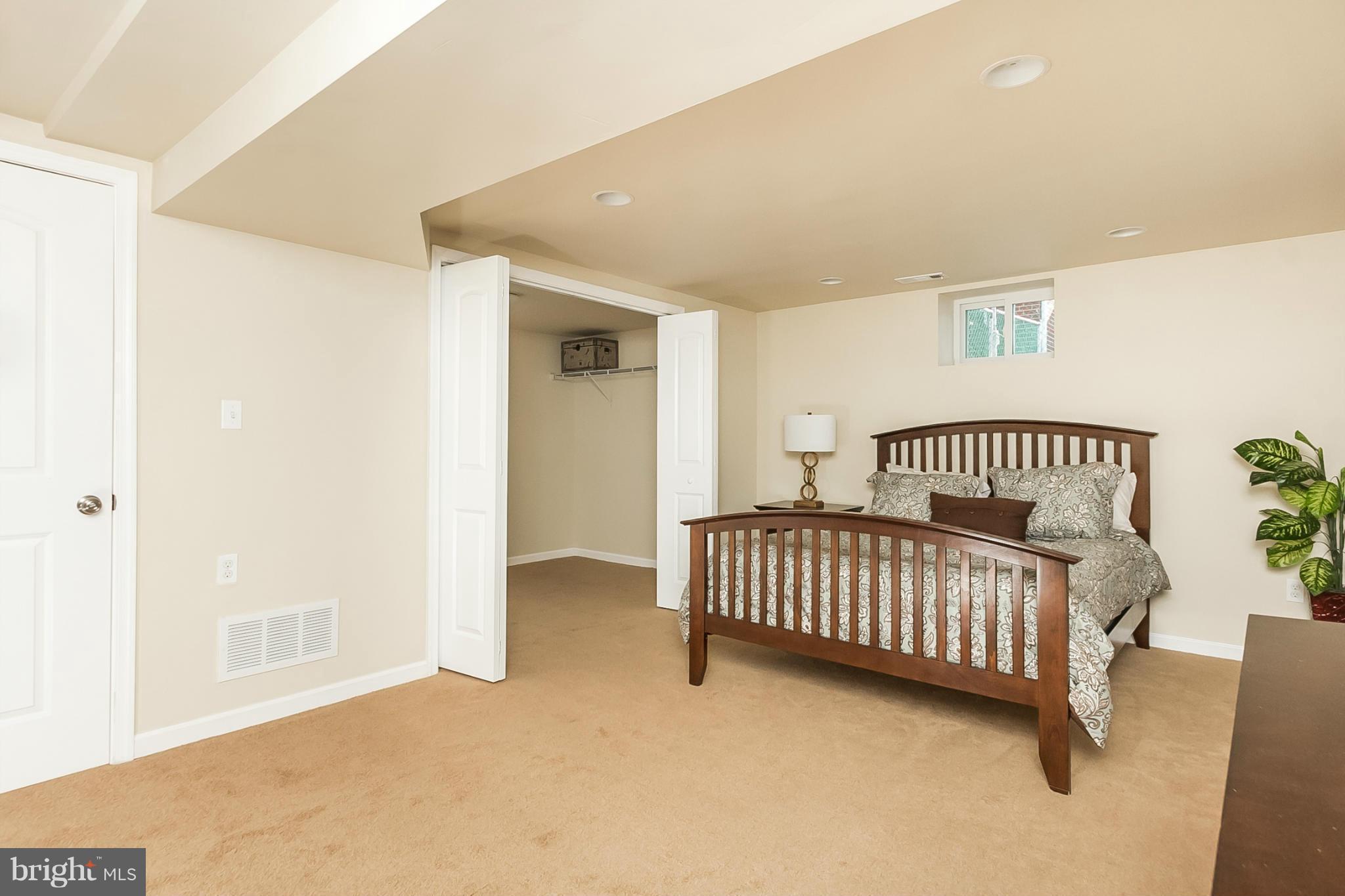 3218 Fairview Road Baltimore, MD 21207 - Photo 15 of 30 Bedroom (Master)