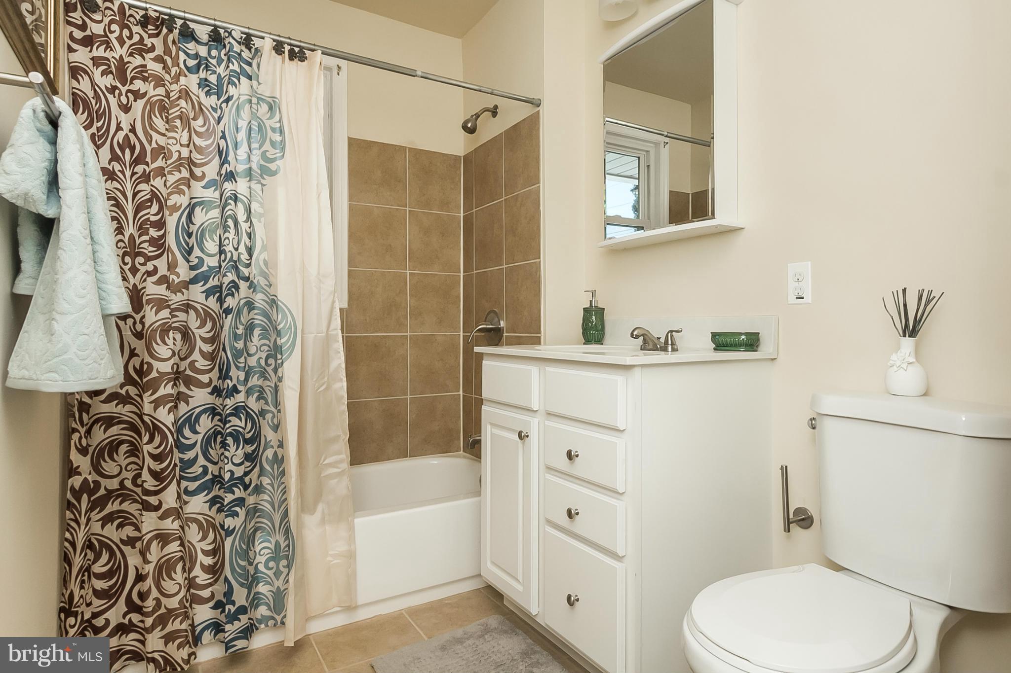 3218 Fairview Road Baltimore, MD 21207 - Photo 16 of 30 Bath
